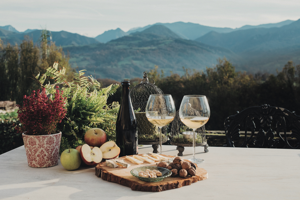 bodegon-sidra-y-queso